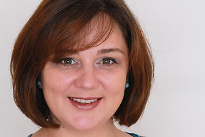 Mandy Martin Headshot